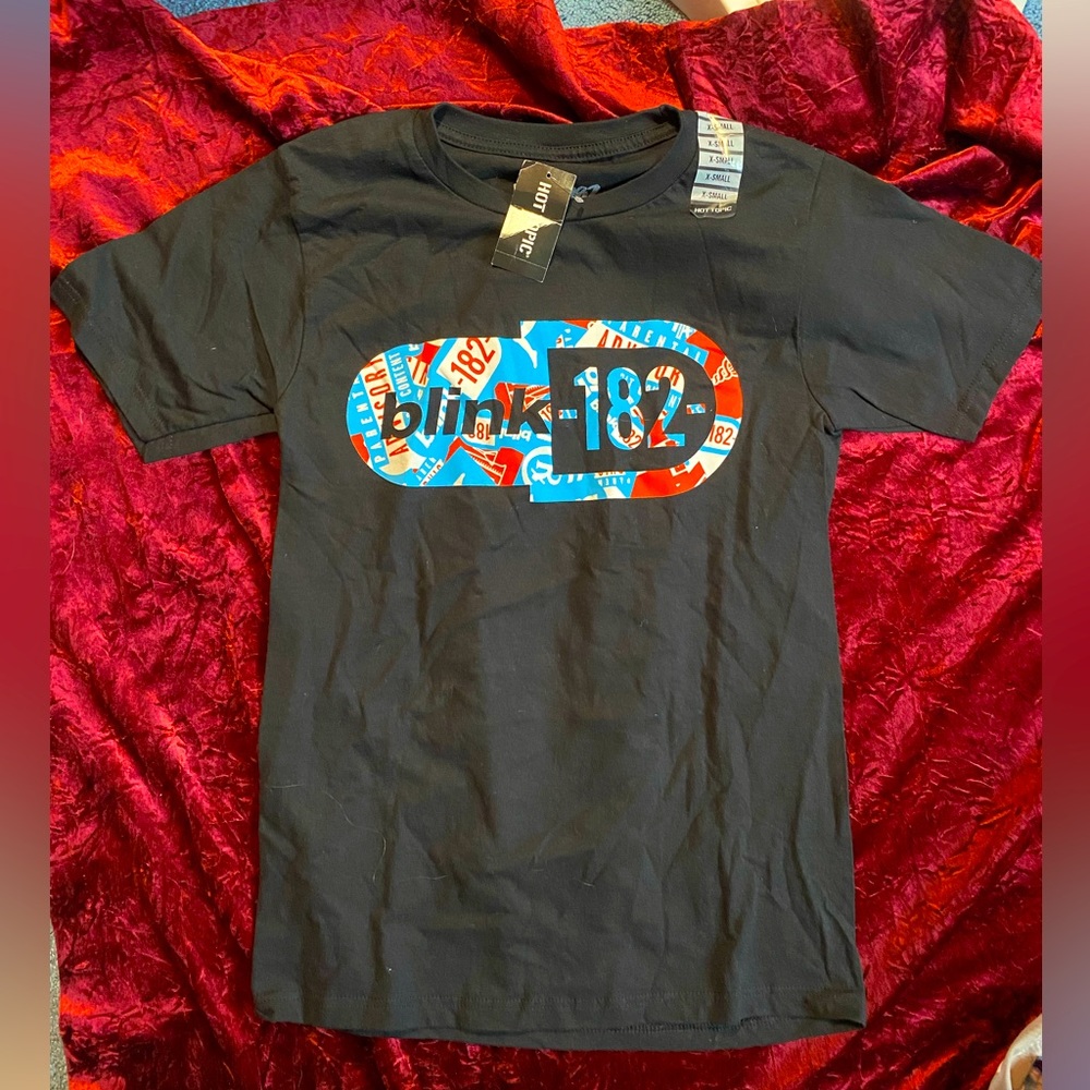 Blink 182 Retro Band T Shirt - New with Tags - Limited Edition